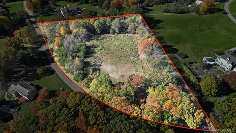 Land, Chester, NY