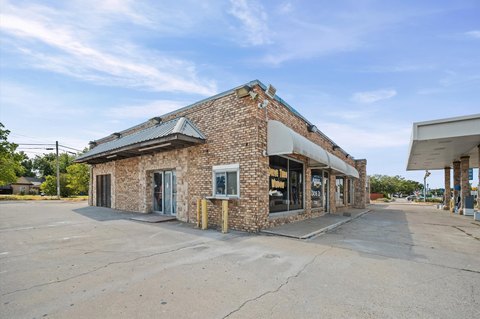 Gas Station and Convenience Property