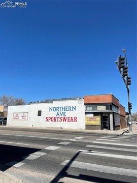High-Visibility Commercial Building in Pueblo