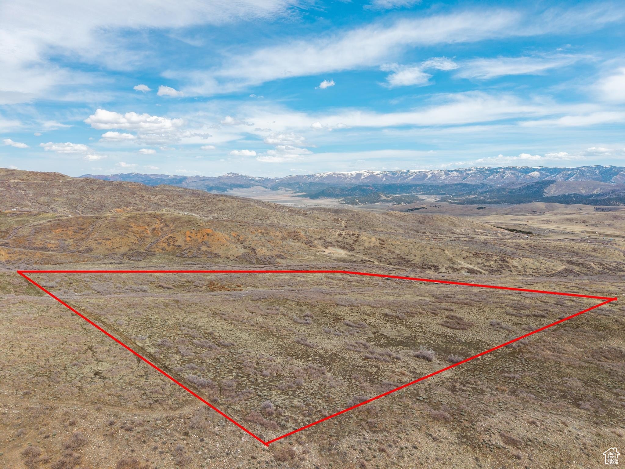 42.32 Acres Backs BLM Land