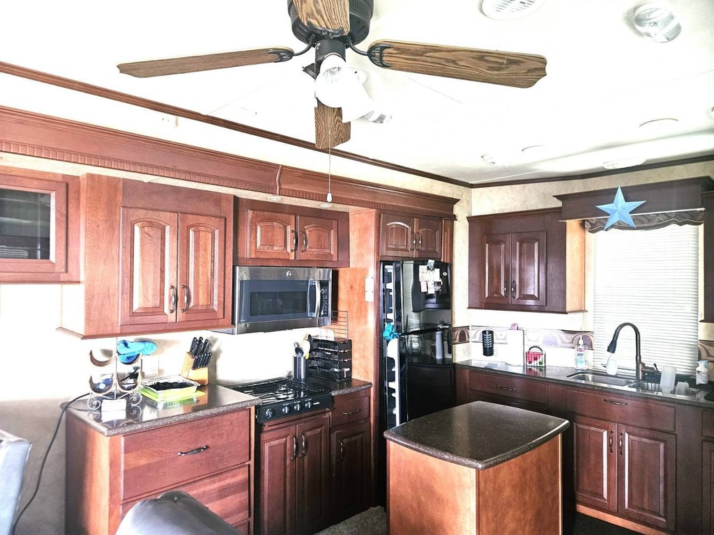 Picture 11