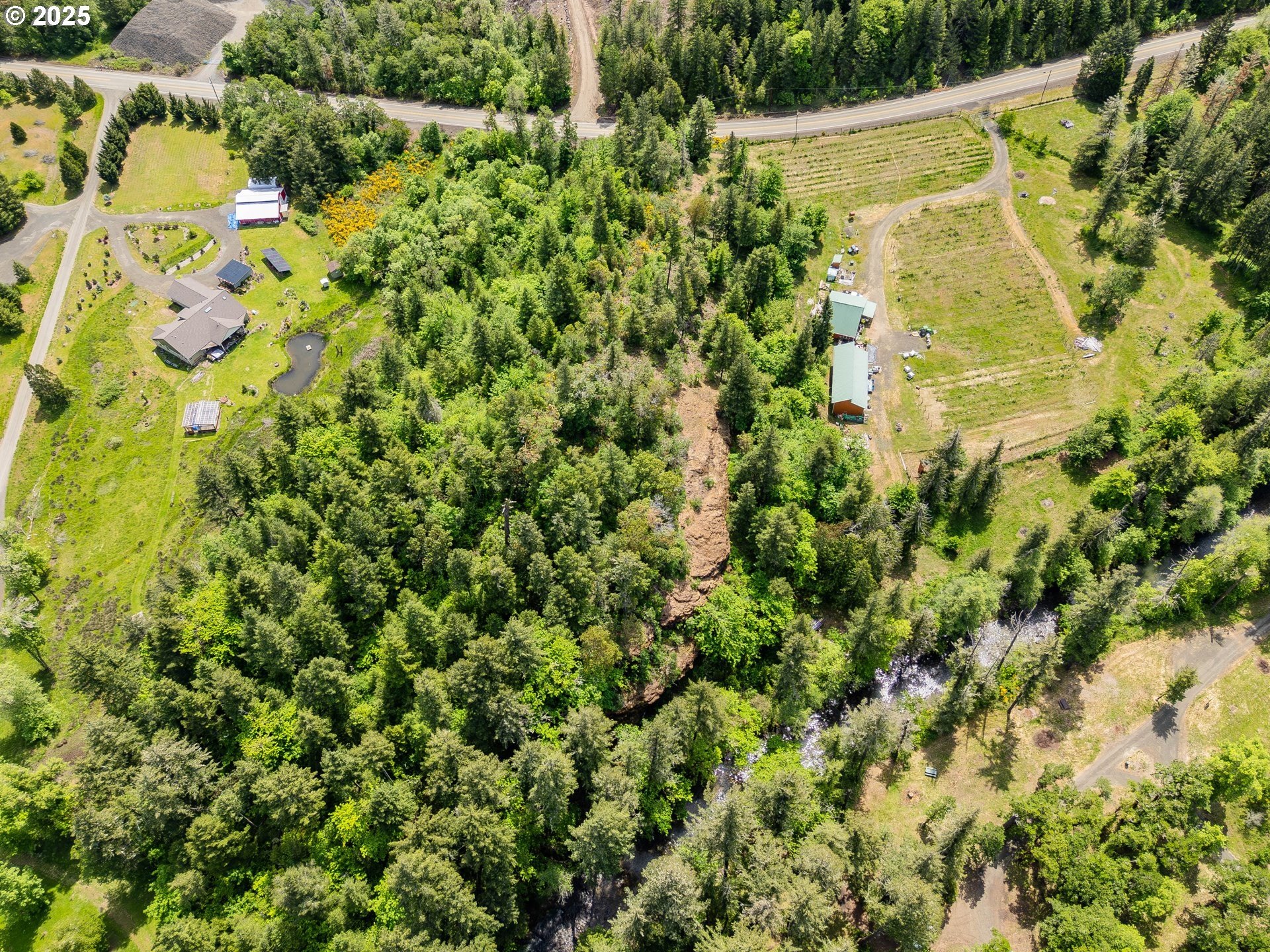 Glide, Oregon Land with Views