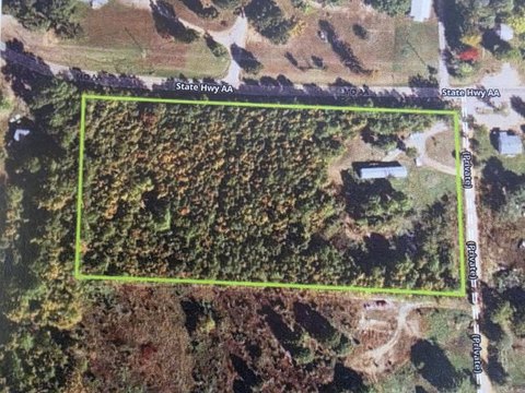 5 Acres with Utilities, Alton