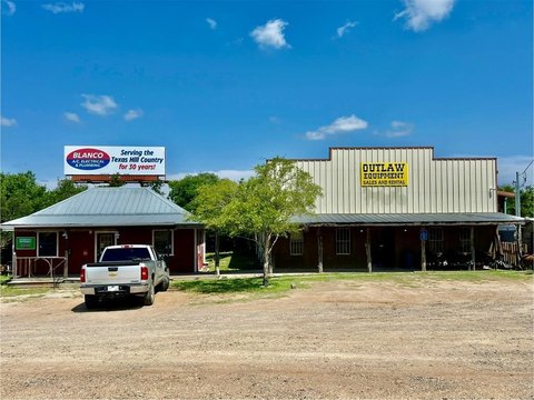 Prime Commercial Tract in Blanco, TX