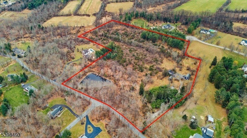 Picturesque Land in Hunterdon County
