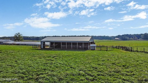 Versatile 10-Acre Property