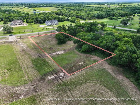 LAND - Leonard, TX