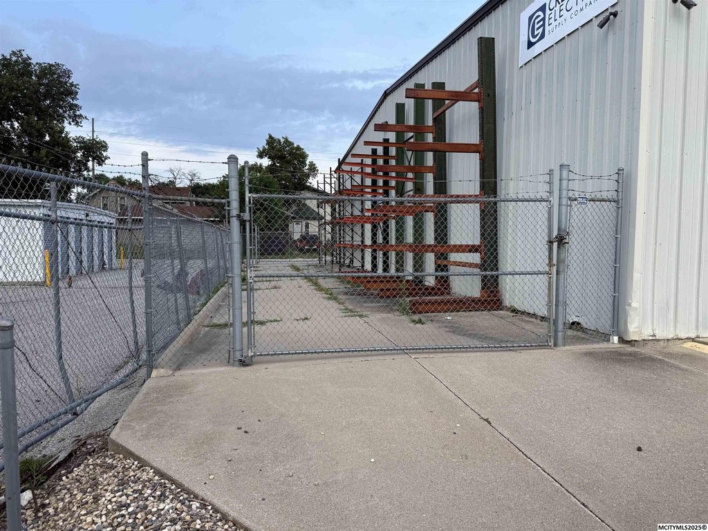 Picture 5