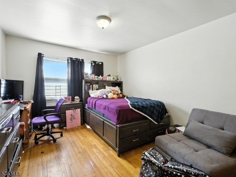 Picture 18