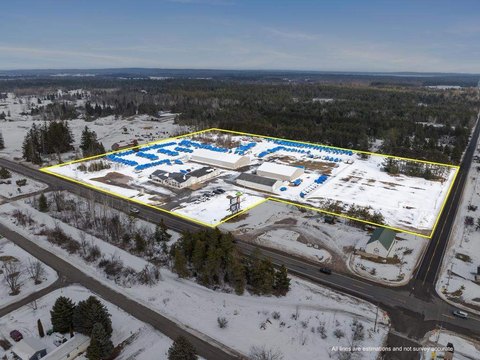 Northern Michigan Marina with Indoor Storage