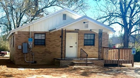 Remodeled Office Building Near SE Health