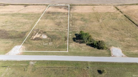 Residential Land in Chandler, IN