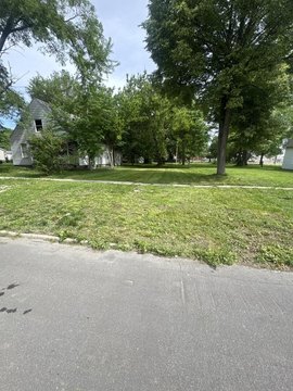 Land, Springfield, IL