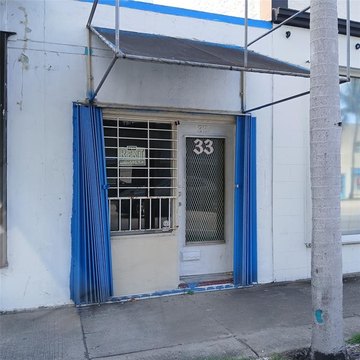 Retail Space on Federal Highway