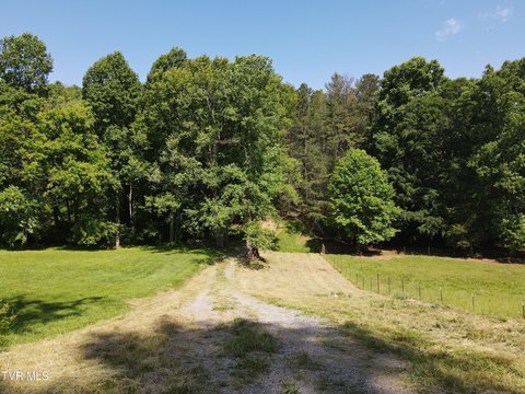 25 Acres Near Johnson City