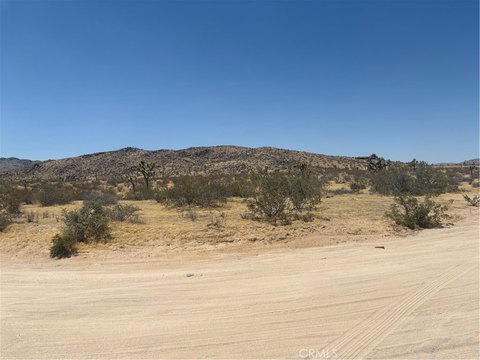 LAND - Apple Valley, CA