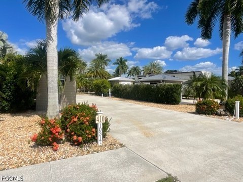 Private RV Lot with Tiki