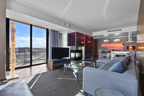 Las Vegas High-Rise Condo