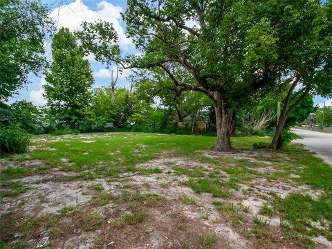LAND - LEESBURG, FL