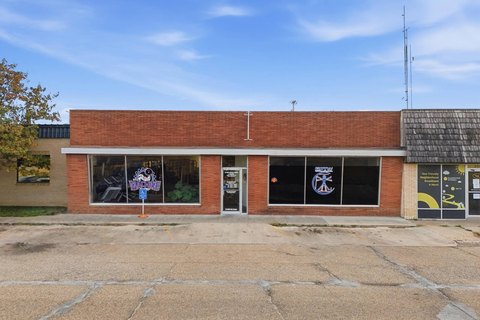 Flexible Mixed-Use Commercial Building
