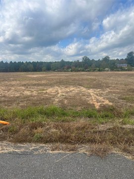 Land in Maple Leaf Subdivision