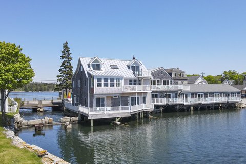 Historic Waterfront Inn on Vinalhaven