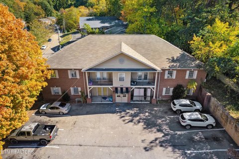 Knoxville Multifamily Property with Eight Units