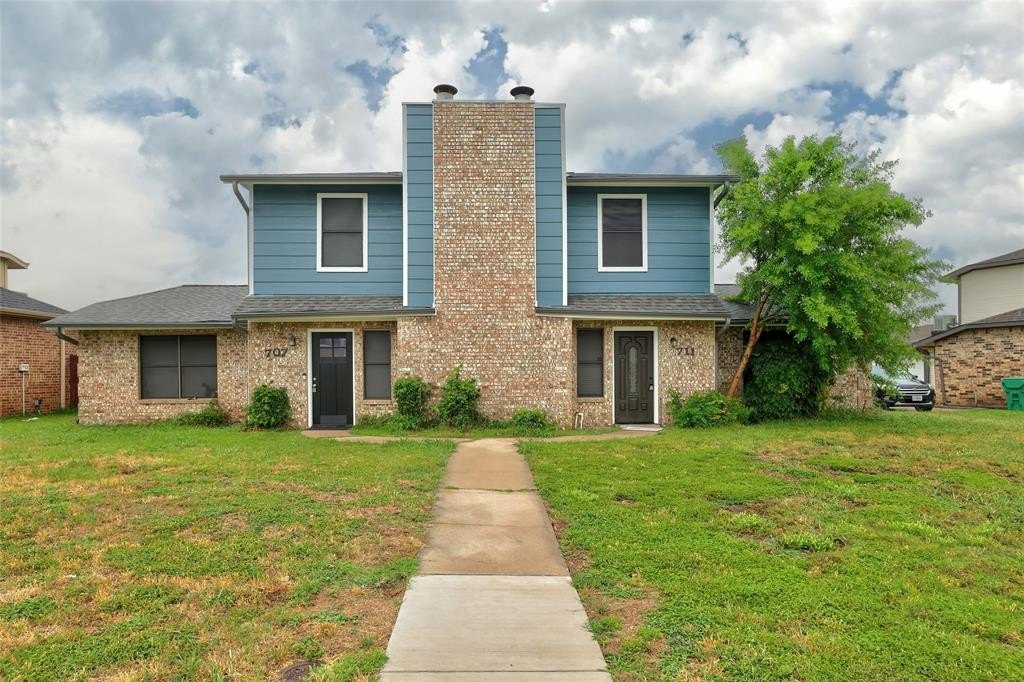 Updated Duplex Near Cooper Creek