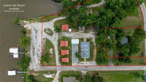 Waterfront Property on Wolf Creek