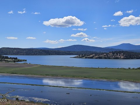 Klamath Falls Land with Views