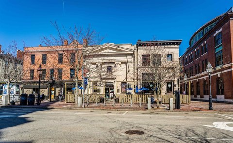 Restaurant Space in Former Bank Building