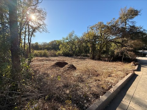 Land, Robinson, TX