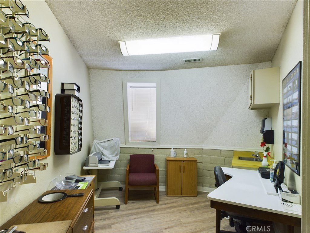 Picture 19