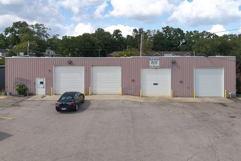 Warehouse with Office and 10x12 GLOH Doors