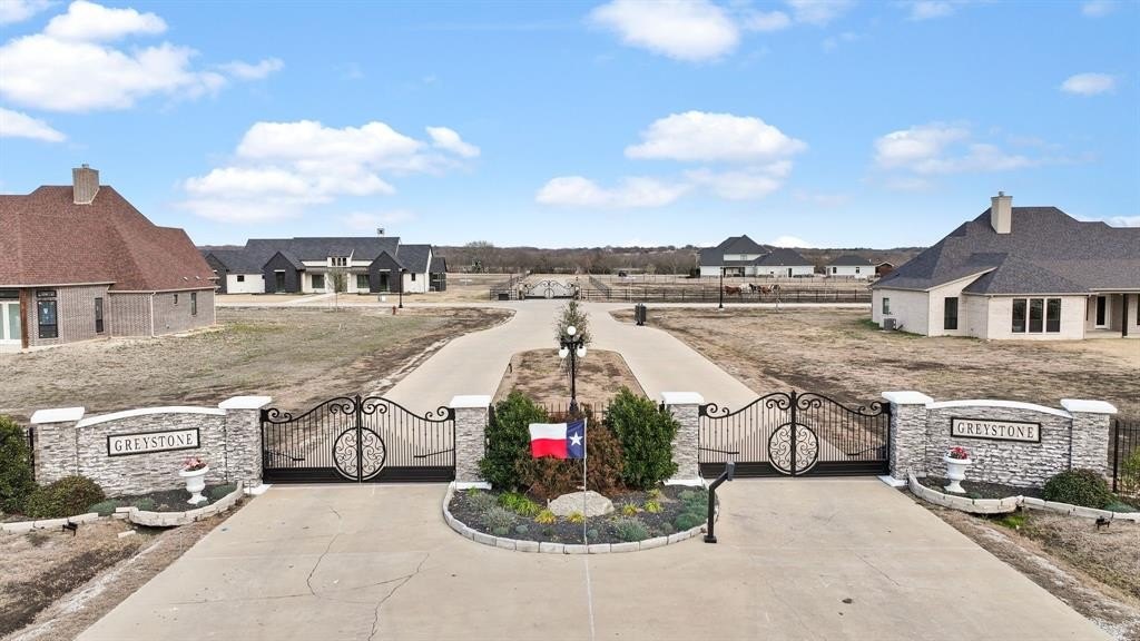 Waxahachie Land in Gated Community