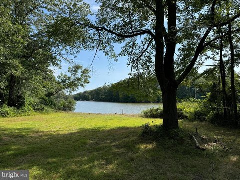 Buildable Waterfront Land Parcel