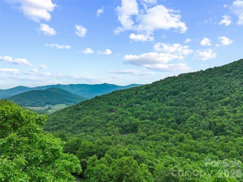 LAND - Black Mountain, NC
