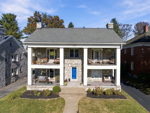 Stone-Facade 4-Unit Apartment Building