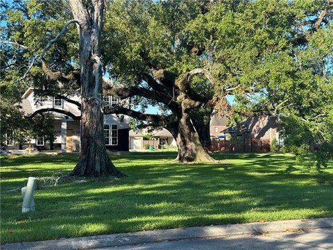 Residential Lot in Harahan, LA