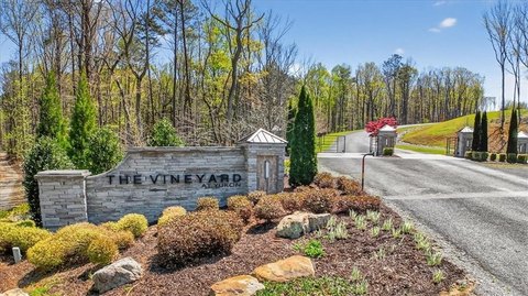 Land, Talking Rock, GA