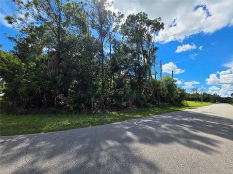 Land, NORTH PORT, FL