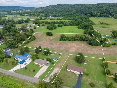Expansive Residential Land in Sparta
