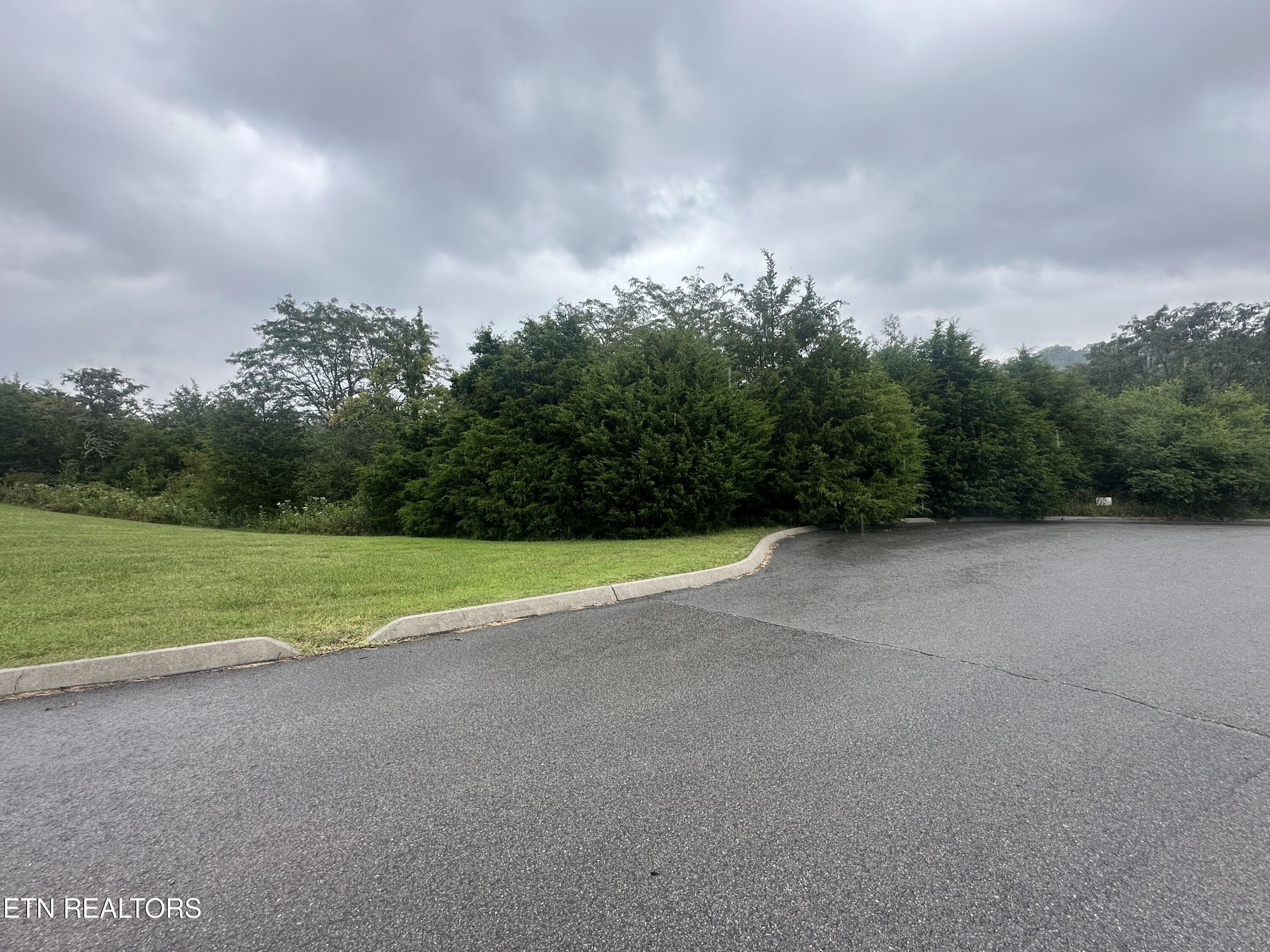 Land with Golf Course Views