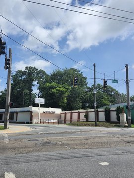 Tallahassee Commercial Property with Parking
