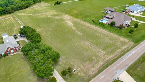 Flat Cul-de-Sac Home Lot