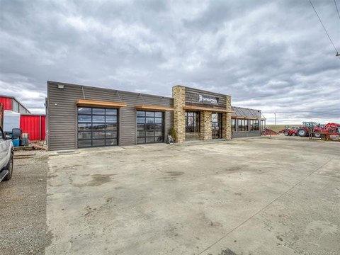 Highway 69 Commercial Opportunity