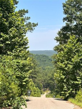 LAND - Broken Bow, OK