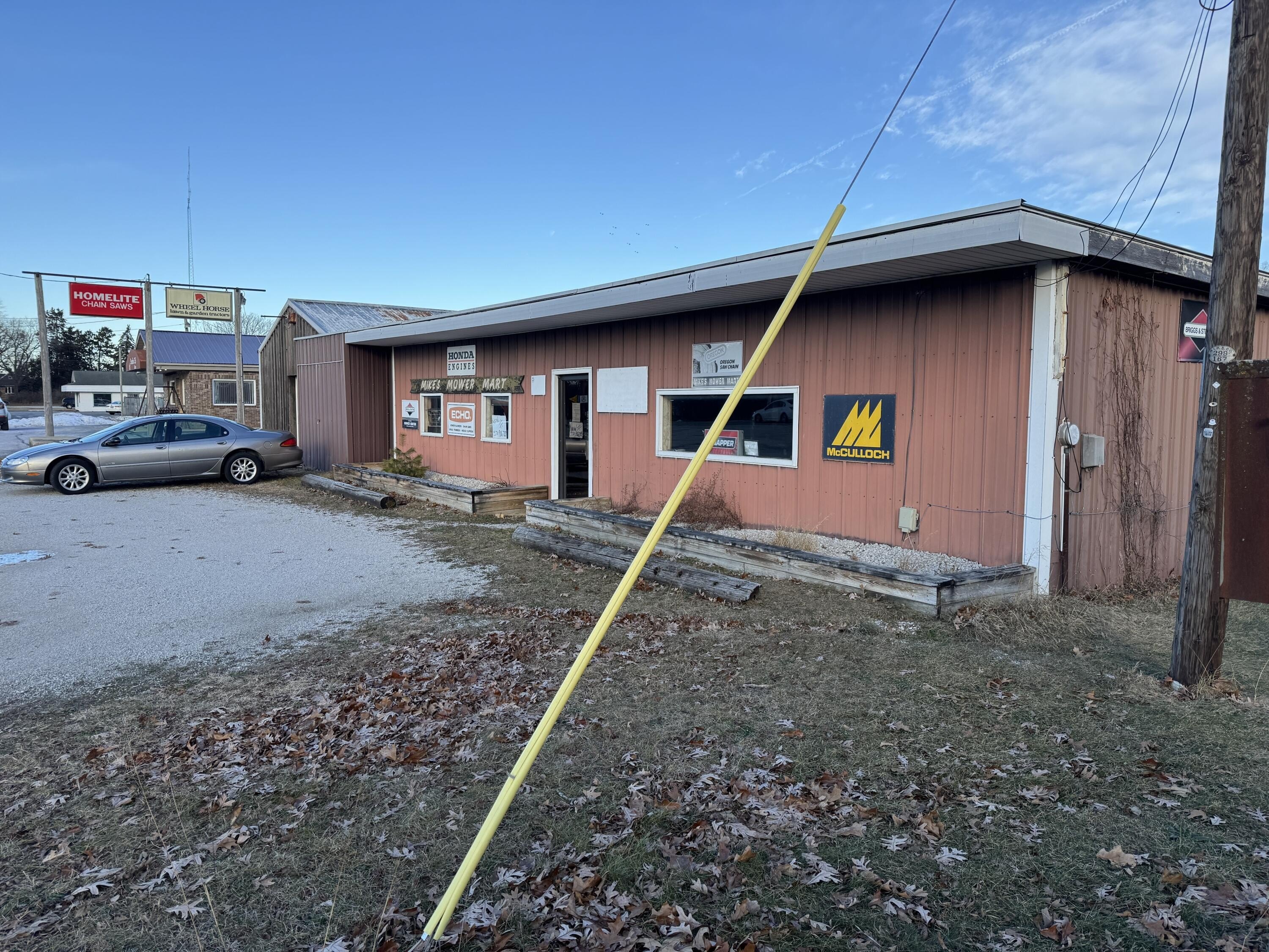 Commercial Building in Knox, Indiana