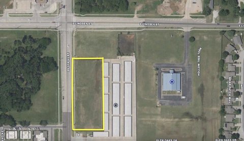Prime Commercial Vacant Lot