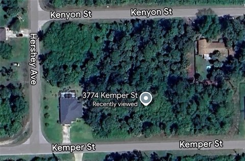 Residential Land in Fort Myers